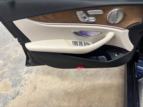 Used 2022 Mercedes-Benz E 350 Sedan image 19