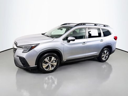 Used 2023 Subaru Ascent Premium AWD/4WD image 3