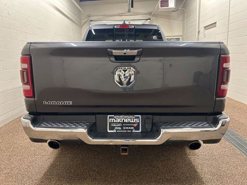 Used 2019 RAM 1500 Laramie AWD/4WD image 3