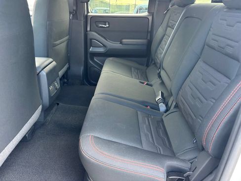 Used 2024 Nissan Frontier Pro-X w/ Pro Convenience Package RWD image 16