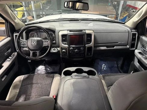 Used 2019 RAM 1500 Big Horn AWD/4WD image 14