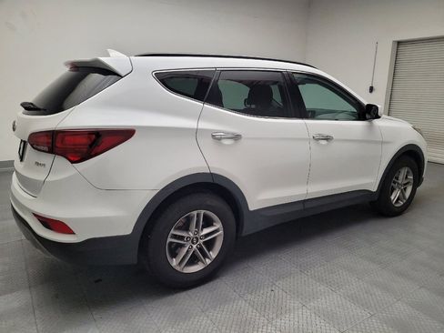 Used 2017 Hyundai Santa Fe Sport image 10
