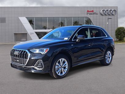 Certified 2025 Audi Q3 2.0T Premium w/ Convenience Package