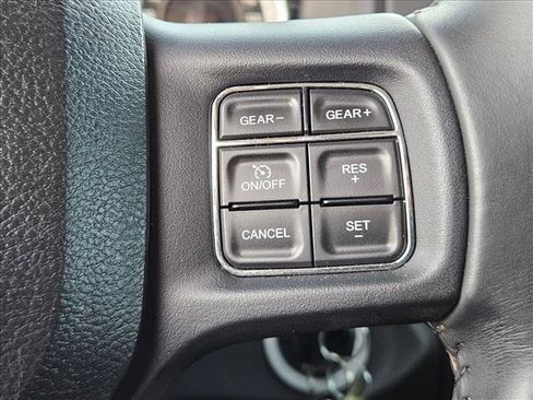 Used 2017 RAM 1500 Lone Star image 12