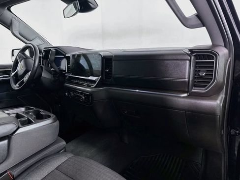 Used 2024 Chevrolet Silverado 1500 LT AWD/4WD image 28