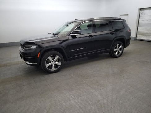 Used 2022 Jeep Grand Cherokee L Limited image 2