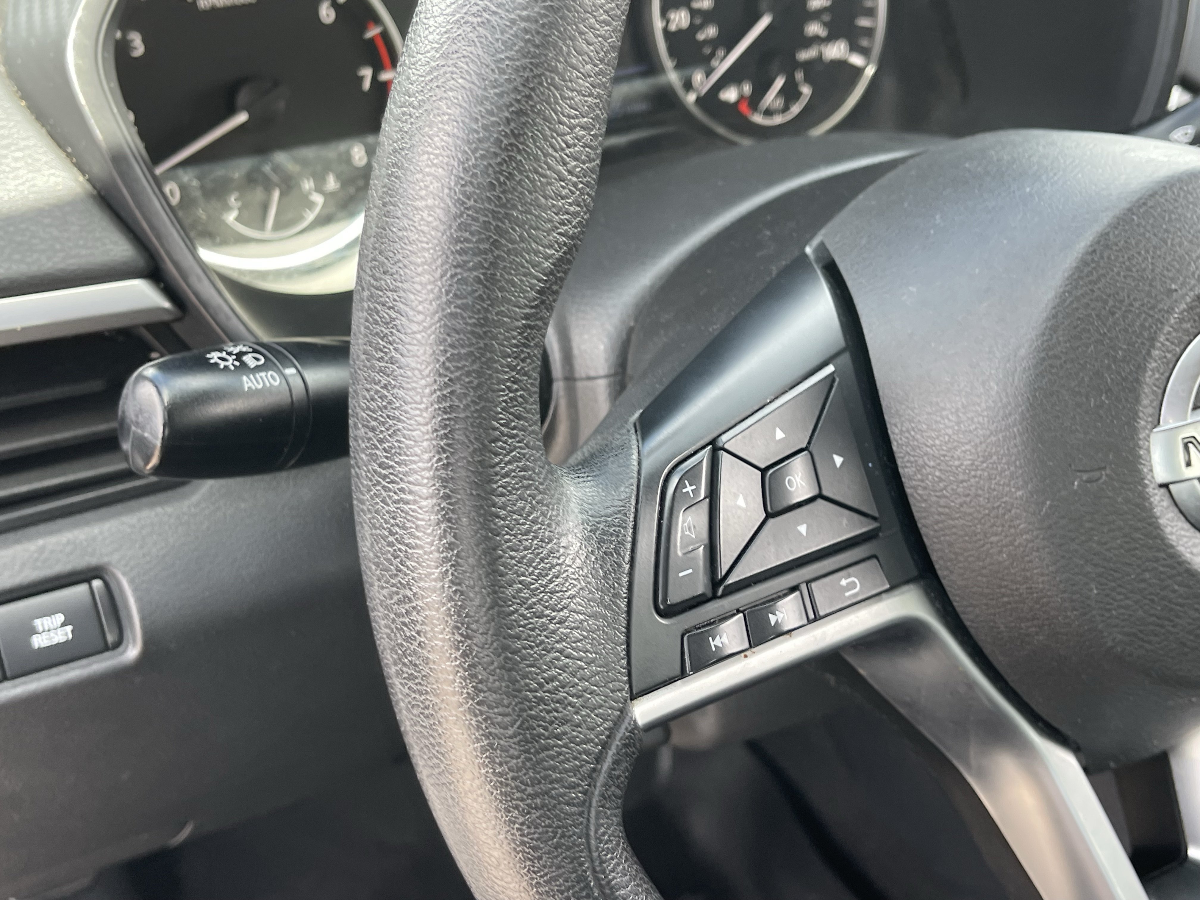 Used 2022 Nissan Altima 2.5 SV FWD image 23