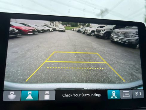 Used 2025 Honda Pilot Touring image 21
