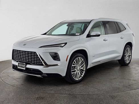 New 2027 Buick Enclave Avenir FWD image 7