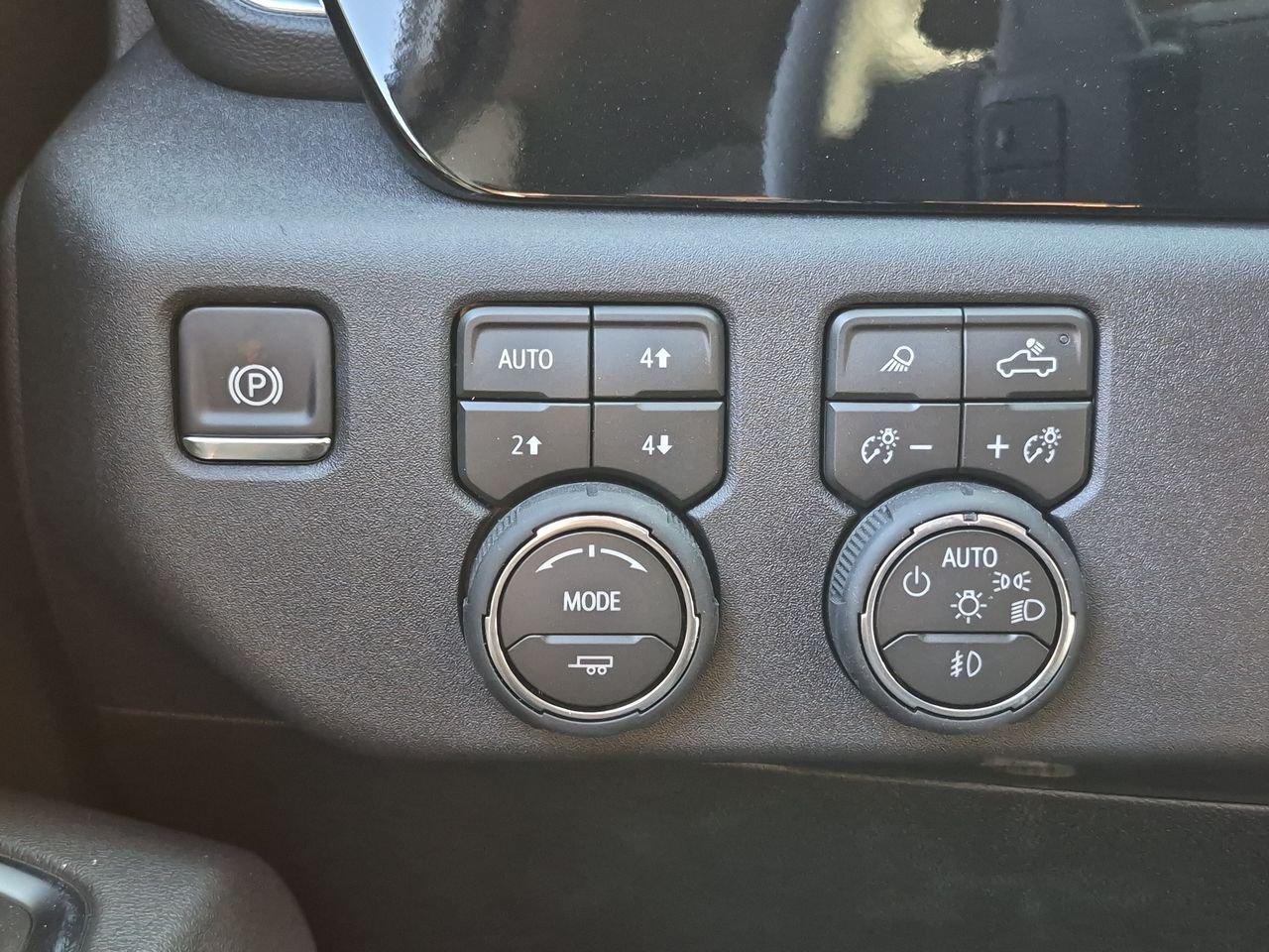New 2026 Chevrolet Silverado 1500 RST AWD/4WD image 18