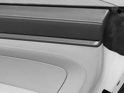 Certified 2020 Porsche 911 Carrera 4S image 32