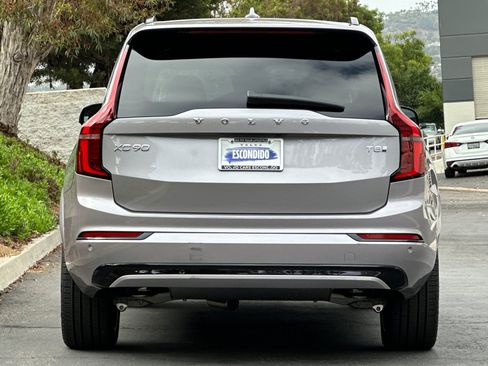 Certified 2026 Volvo XC90 T8 Ultra w/ Protection Package AWD/4WD image 5