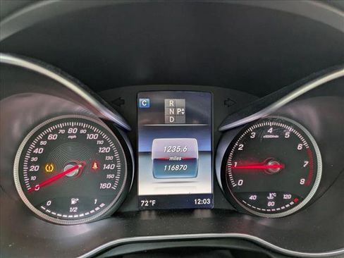 Used 2017 Mercedes-Benz GLC 300 4MATIC Coupe image 9