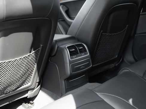 Used 2018 Audi A6 2.0T Premium image 25