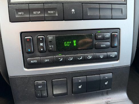 Used 2008 Mercury Mountaineer AWD image 21