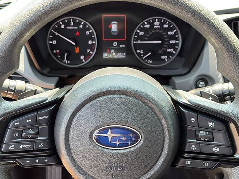 Used 2024 Subaru Crosstrek 2.0i Premium AWD/4WD image 11