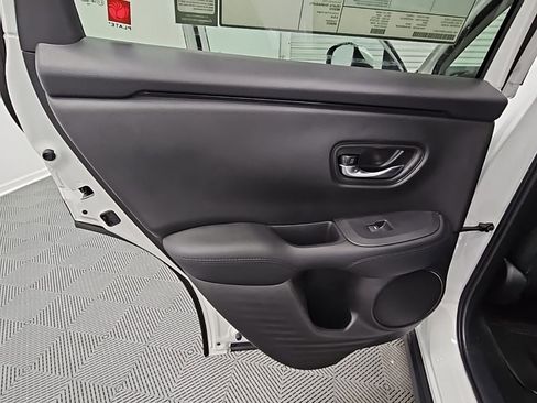 New 2026 Honda HR-V LX image 30