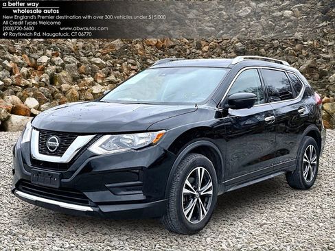 Used 2019 Nissan Rogue SV w/ Sun & Sound Touring Package image 1