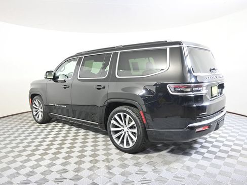 Used 2022 Jeep Grand Wagoneer Series II AWD/4WD image 4