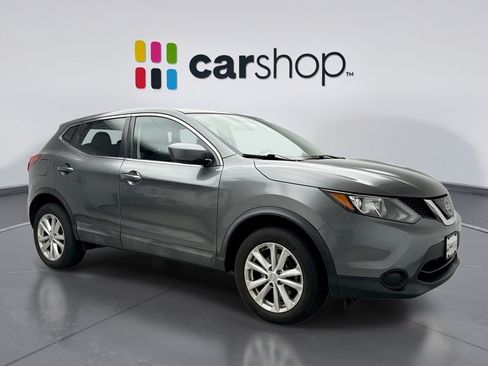 Used 2018 Nissan Rogue Sport S w/ S Appearance Package AWD/4WD image 7