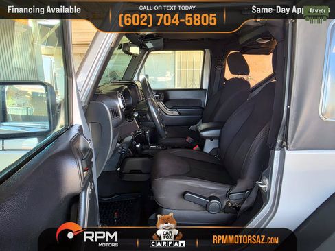 Used 2015 Jeep Wrangler Sport w/ Quick Order Package 24S AWD/4WD image 9