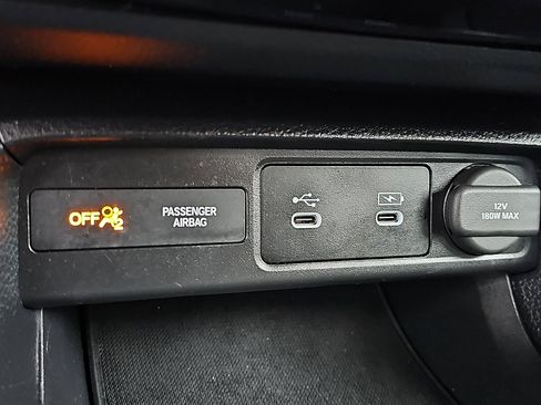 Used 2025 Honda Civic Sport image 23