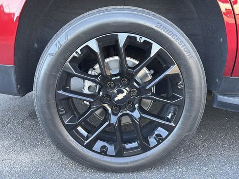 Used 2023 Chevrolet Tahoe Premier w/ Advanced Technology Package image 17