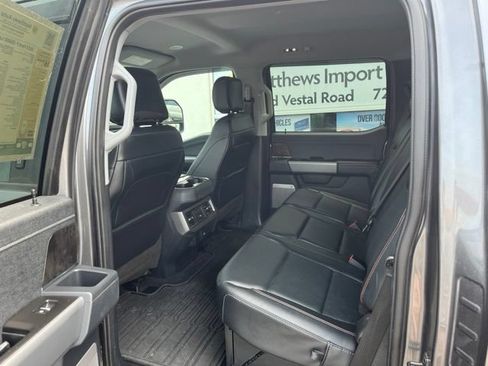 Used 2023 Ford F250 Lariat w/ Lariat Ultimate Package AWD/4WD image 27