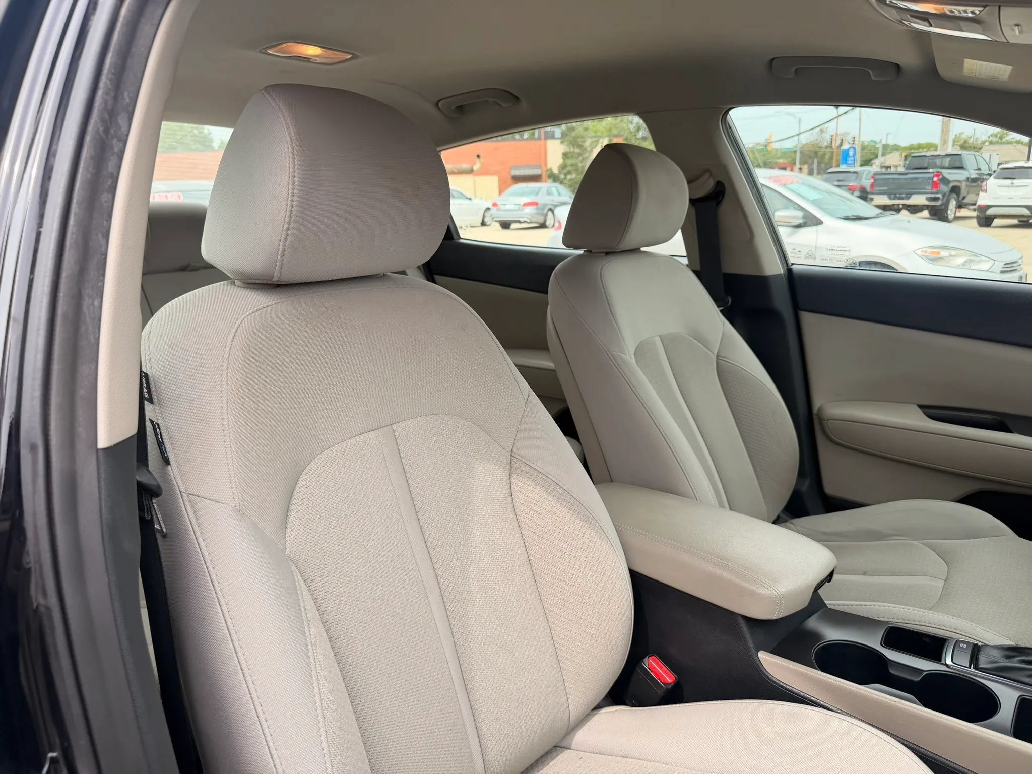 Used 2016 Kia Optima LX FWD image 31