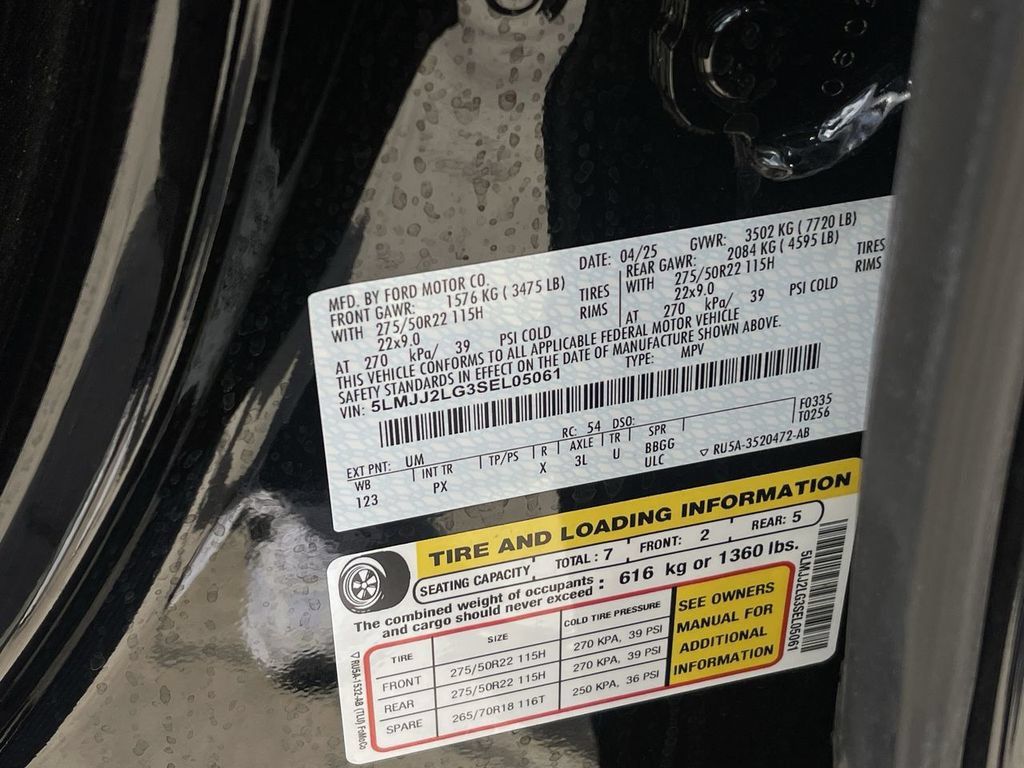 Used 2025 Lincoln Navigator Reserve AWD/4WD image 34