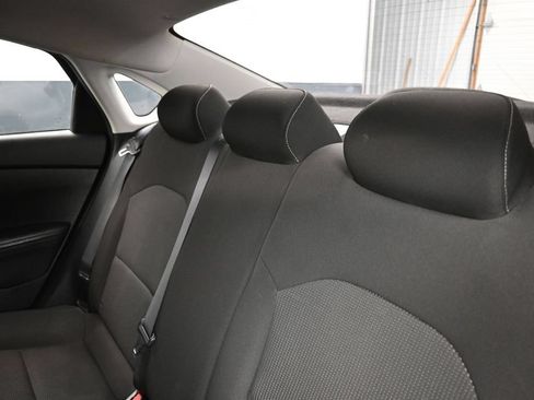 Used 2021 Kia Forte LXS FWD image 12