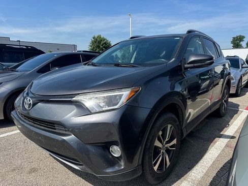 Used 2016 Toyota RAV4 XLE FWD image 1