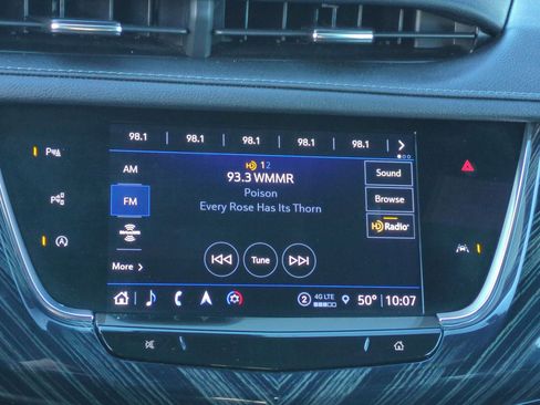 Certified 2024 Cadillac XT6 Premium Luxury w/ Technology Package image 12