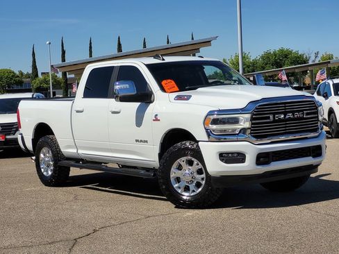 Used 2024 RAM 2500 Laramie w/ Safety Group AWD/4WD image 2
