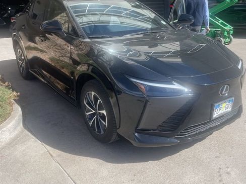 Used 2025 Lexus RZ 300e Base w/ Accessory Package (Z2) image 1