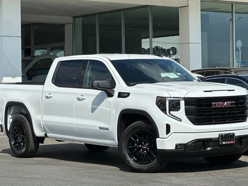 Used 2026 GMC Sierra 1500 Elevation image 2