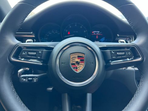 Certified 2026 Porsche Macan AWD/4WD image 26
