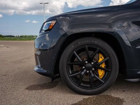 Used 2018 Jeep Grand Cherokee Trackhawk AWD/4WD image 12