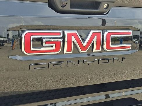 New 2025 GMC Canyon AT4 w/ Nightfall Edition image 13