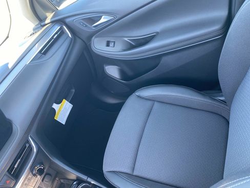 New 2025 Buick Encore GX Preferred image 28