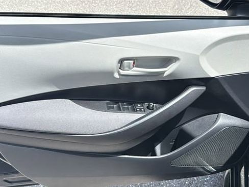 Certified 2025 Toyota Corolla LE FWD image 16