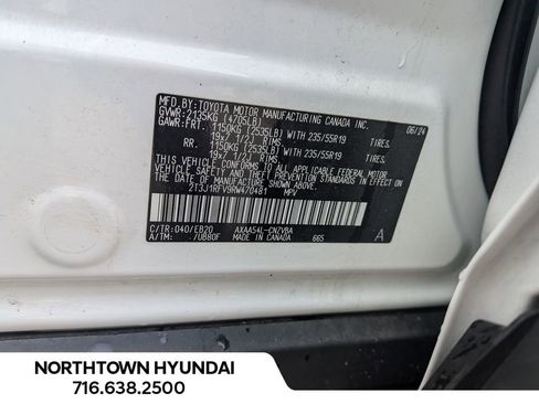 Used 2024 Toyota RAV4 Adventure image 39