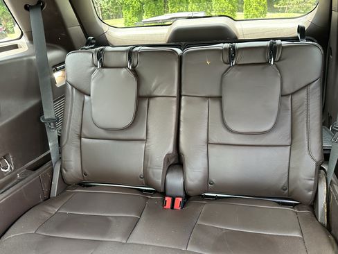 Used 2024 Ford Explorer King Ranch w/ Technology Package AWD/4WD image 9