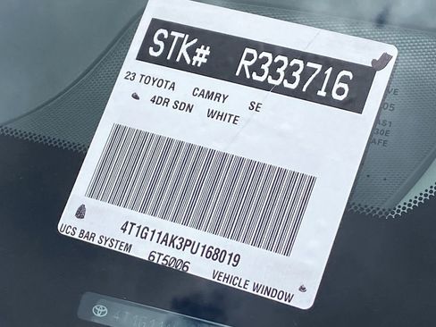 Certified 2023 Toyota Camry SE FWD image 36