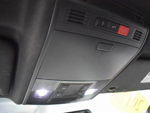 Used 2017 Volkswagen GTI Sport image 21