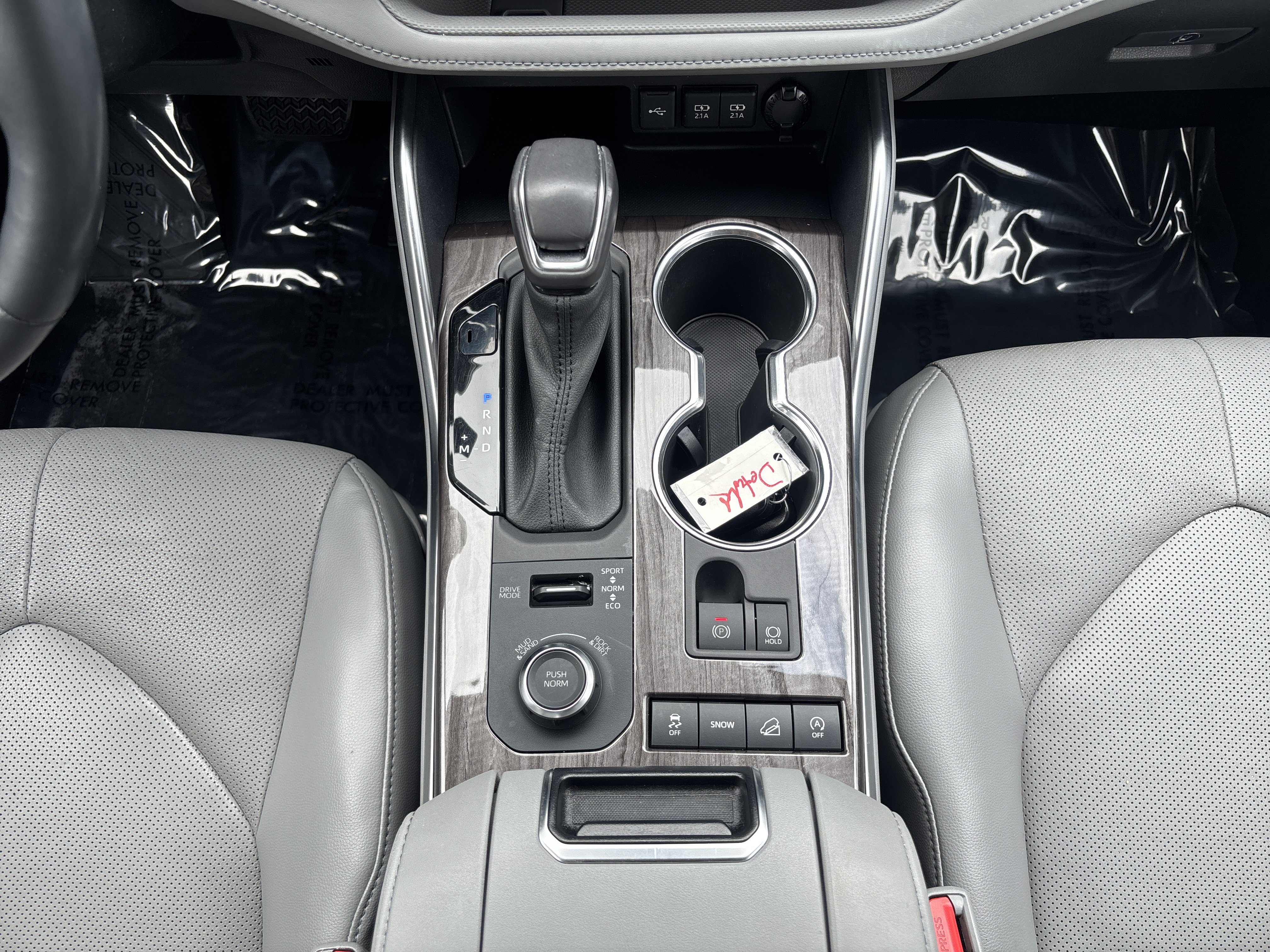 Used 2021 Toyota Highlander Platinum AWD/4WD image 13