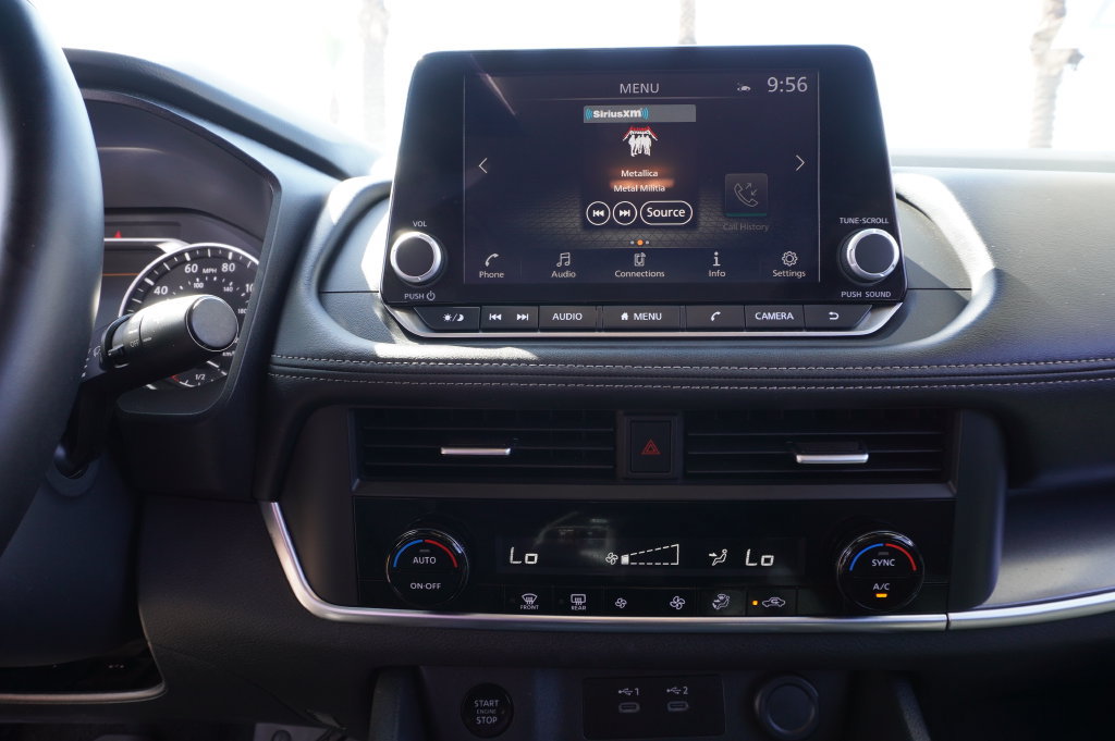 Certified 2025 Nissan Rogue SV FWD image 19