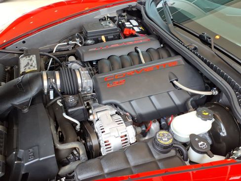 Used 2007 Chevrolet Corvette Convertible RWD image 17
