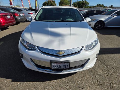 Used 2016 Chevrolet Volt LT w/ Comfort Package FWD image 6