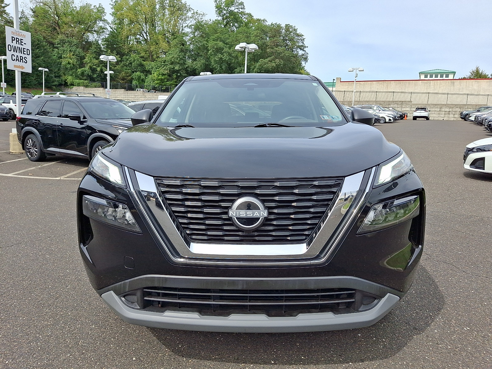 Certified 2023 Nissan Rogue S AWD/4WD image 2